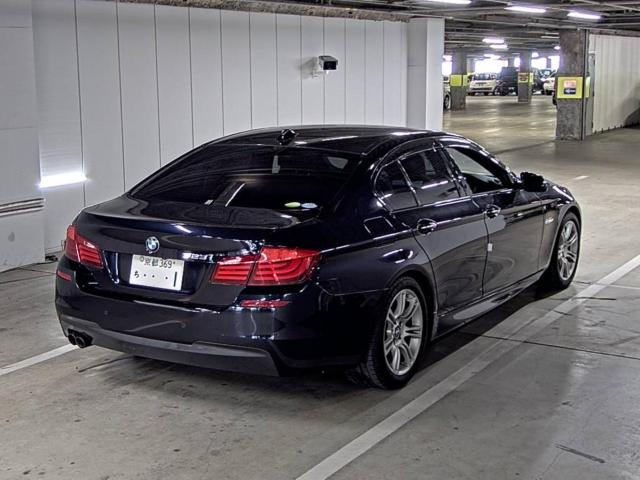 BMW 5 SERIES 2011