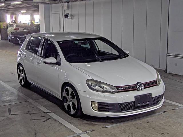 VOLKSWAGEN GOLF 2011