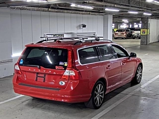 VOLVO V70 2008