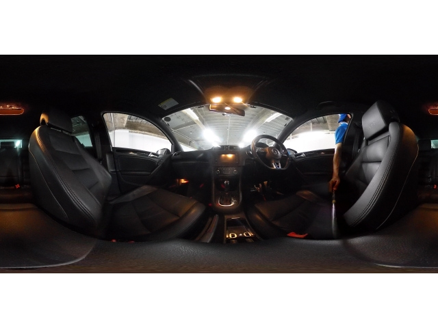 VOLKSWAGEN GOLF 2012