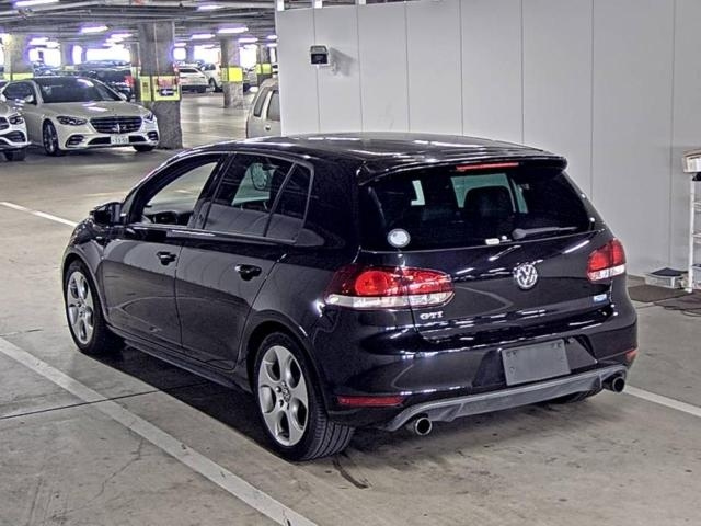 VOLKSWAGEN GOLF 2012