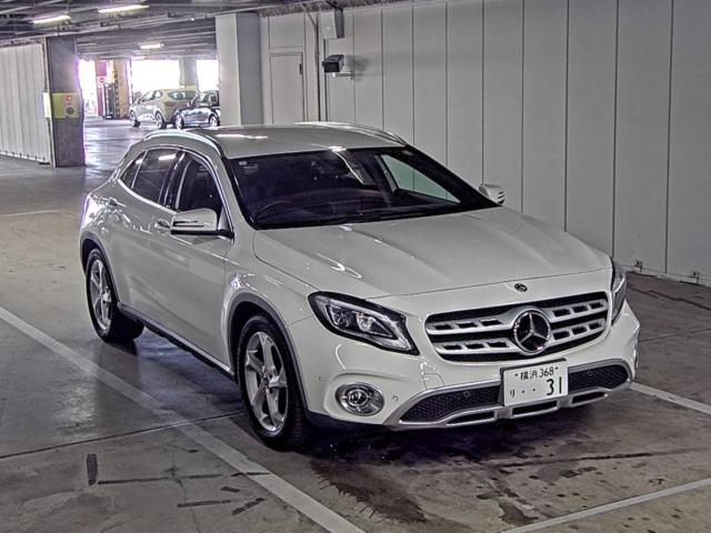 MERCEDES BENZ GLA CLASS 2019