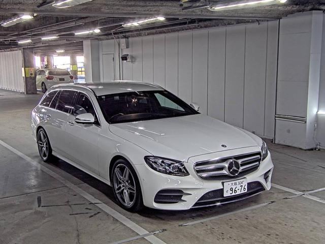 MERCEDES BENZ E CLASS WAGON 2017