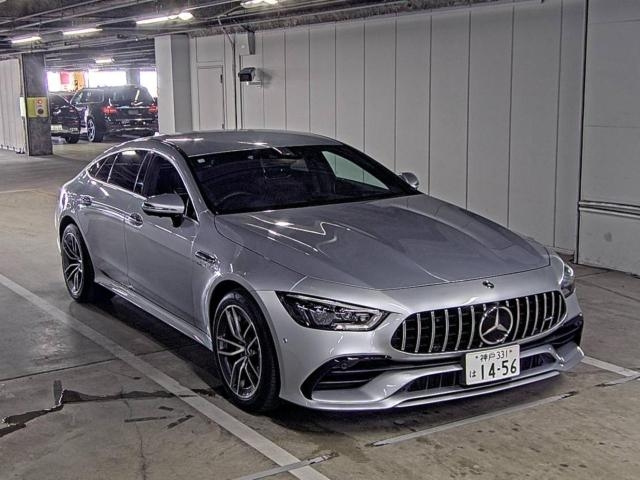 MERCEDES BENZ AMG 2020