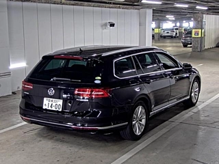 VOLKSWAGEN PASSAT VARIANT 2017