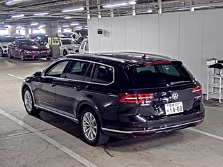 VOLKSWAGEN PASSAT VARIANT 2017