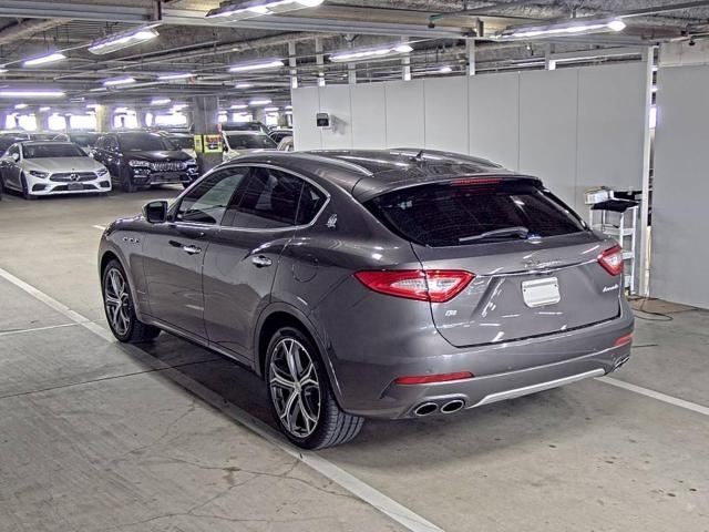 MASERATI LEVANTE 2019