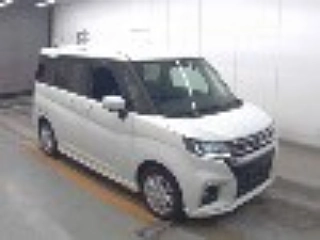 Заказать MITSUBISHI DELICA D2