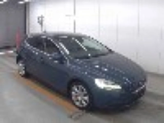 Заказать VOLVO V40