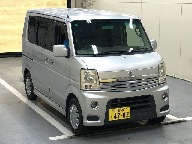 SUZUKI EVERY WAGON 2010