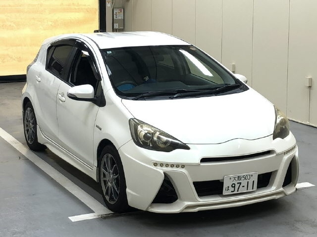 TOYOTA AQUA 2012
