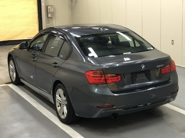 BMW 3 SERIES 2012