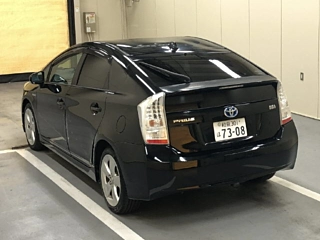 TOYOTA PRIUS 2011