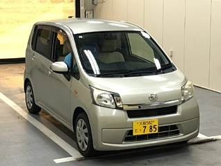 DAIHATSU MOVE 2013