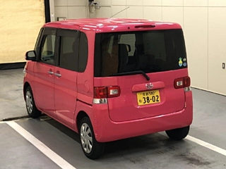 DAIHATSU TANTO 2011