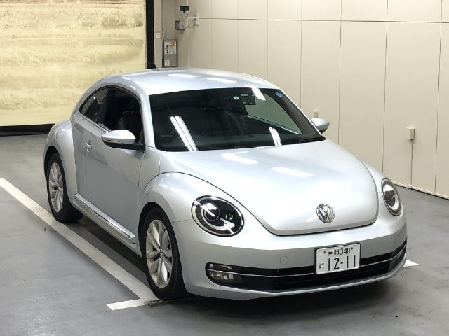 VOLKSWAGEN THE BEETLE 2013