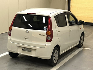 DAIHATSU MIRA 2010