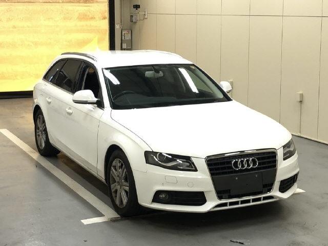 AUDI A4 2009