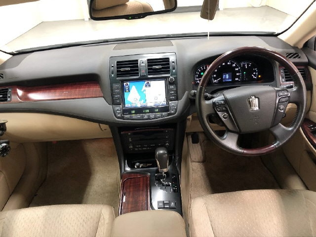 TOYOTA CROWN 2008