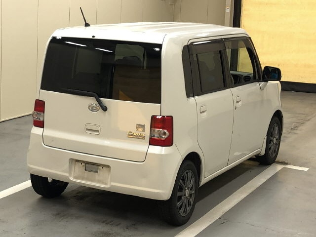 DAIHATSU MOVE CONTE 2010