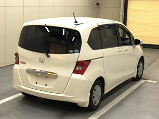 HONDA FREED 2011