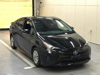 TOYOTA PRIUS 2018