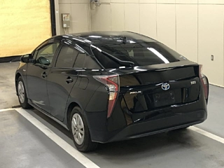 TOYOTA PRIUS 2018