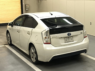 TOYOTA PRIUS 2010