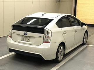 TOYOTA PRIUS 2010