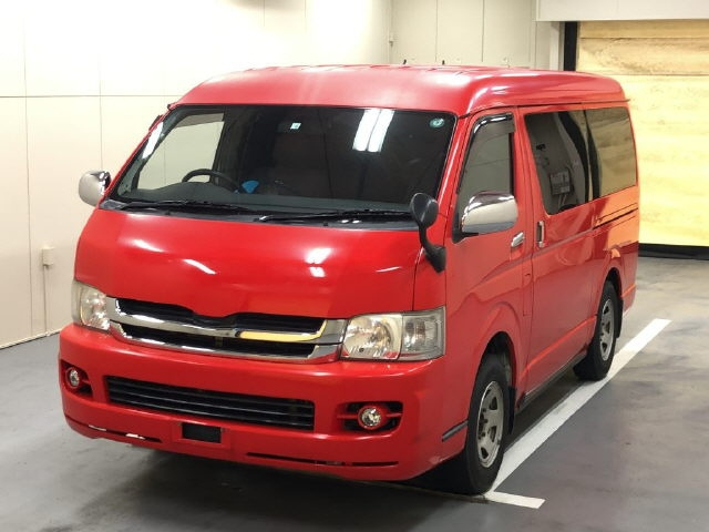 TOYOTA HIACE 2009