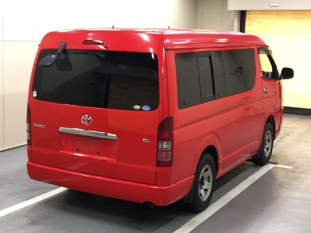 TOYOTA HIACE 2009
