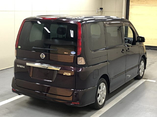NISSAN SERENA 2010