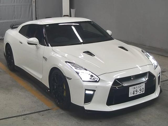 NISSAN GT-R 2021