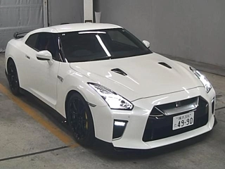 NISSAN GT-R 2021