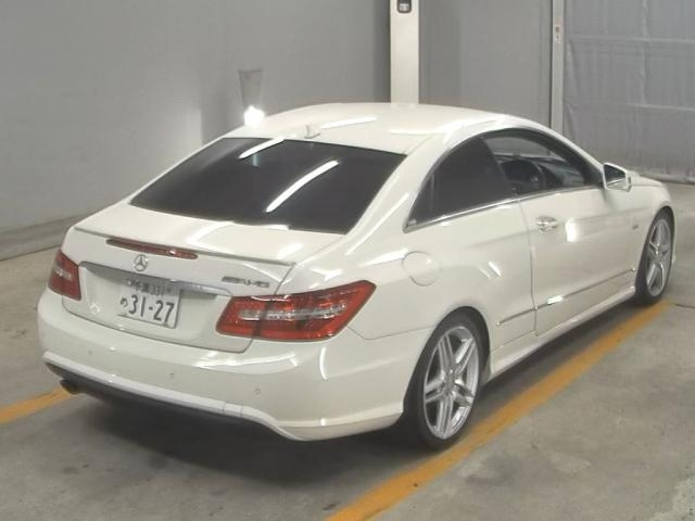 MERCEDES BENZ E CLASS 2011