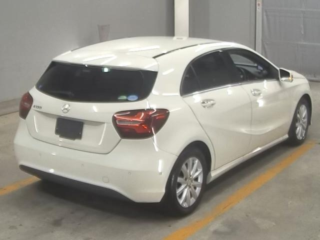 MERCEDES BENZ A CLASS 2016