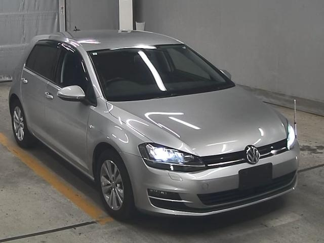 VOLKSWAGEN GOLF 2015