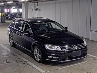 VOLKSWAGEN PASSAT VARIANT 2015