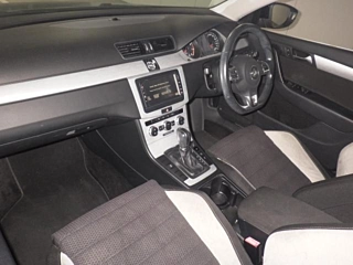 VOLKSWAGEN PASSAT VARIANT 2015