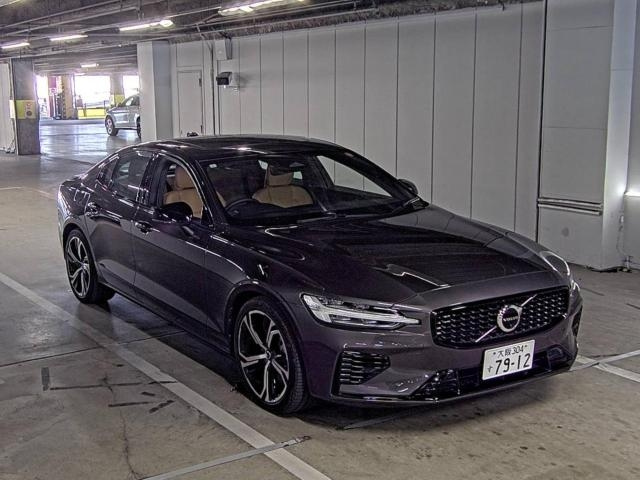 VOLVO S60 2023