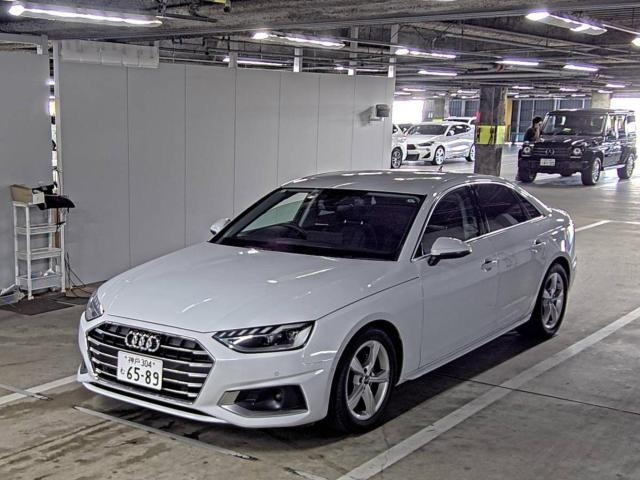 AUDI A4 2021