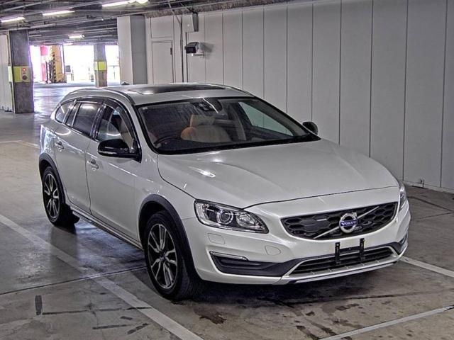 VOLVO V60 2018