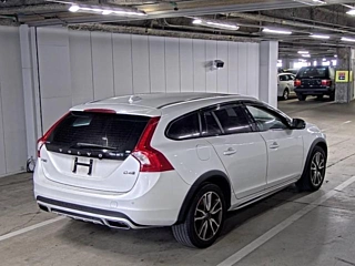 VOLVO V60 2018