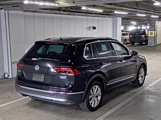 VOLKSWAGEN TIGUAN 2020