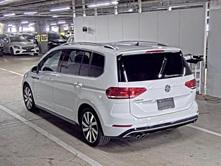 VOLKSWAGEN GOLF TOURAN 2016