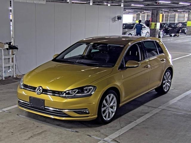 VOLKSWAGEN GOLF 2018