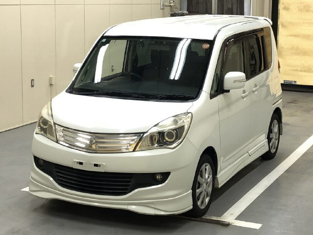 MITSUBISHI DELICA D2 2013