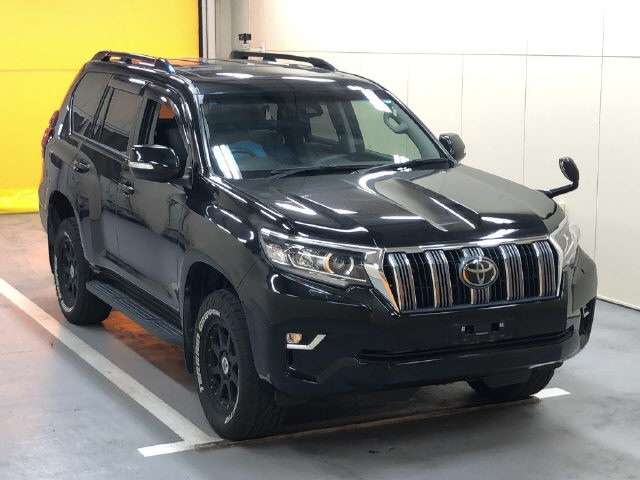 TOYOTA LAND CRUISER PRADO 2019