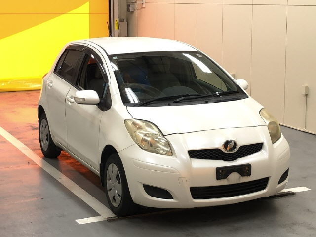 TOYOTA VITZ 2008