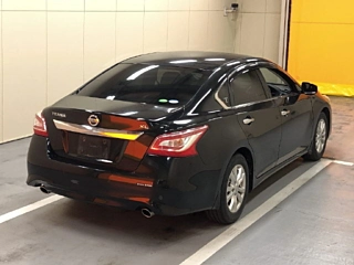 NISSAN TEANA 2015